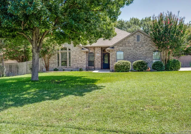 Photo 1 of Sale Pending at 119 Guadalupe River Dr, Seguin, TX 78155 | MLS# 1888909 | Listing updated on 2025-11-14