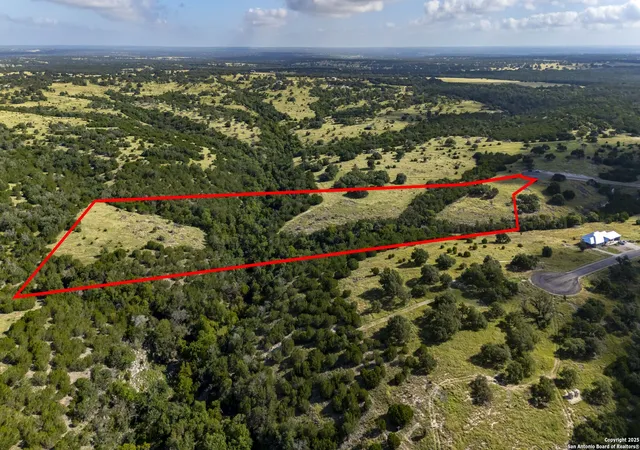 Photo 3 of Land for sale at 9 N Shapen Springs Rd, Kerrville, TX 78028 | MLS# 1888942 | Listing updated on 2025-08-11