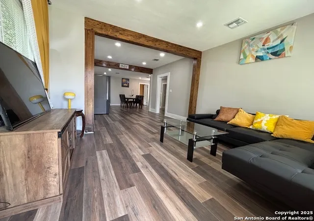 Photo 3 of Single family home for sale at 727 Menchaca, San Antonio, TX 78207 | MLS# 1889006 | Listing updated on 2025-12-29