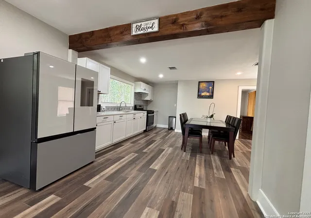 Photo 4 of Single family home for sale at 727 Menchaca, San Antonio, TX 78207 | MLS# 1889006 | Listing updated on 2025-12-29