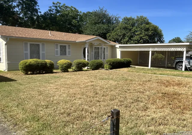 Photo 3 of Sale Pending at 322 Anton, San Antonio, TX 78223 | MLS# 1889039 | Listing updated on 2025-10-21