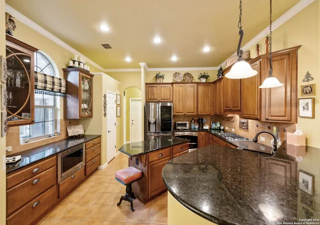 3rd image of 126 Calais, Shavano Park, TX 78249 | MLS# 1889076