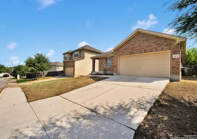 Photo 3 of Sale Pending at 4934 Baloc Farm, San Antonio, TX 78244 | MLS# 1889101 | Listing updated on 2025-11-18