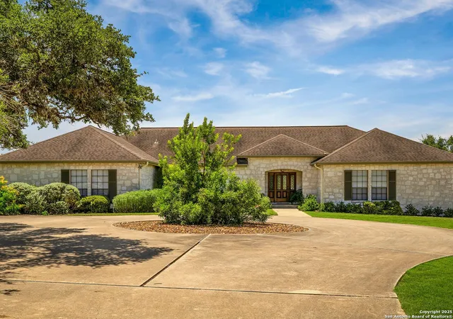 Photo 1 of Sale Pending at 7816 Rocking Horse Ln, Boerne, TX 78015 | MLS# 1889162 | Listing updated on 2025-11-10
