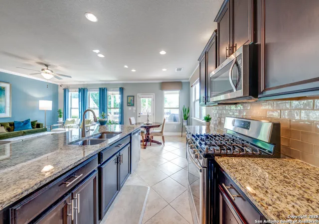 Photo 4 of Sale Pending at 10610 Alys Way, San Antonio, TX 78213 | MLS# 1889166 | Listing updated on 2025-10-29