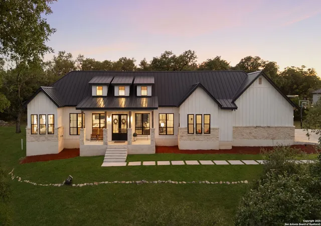 Photo 1 of Single family home for sale at 198 Sabinas Creek Ranch Rd, Boerne, TX 78006 | MLS# 1889175 | Listing updated on 2025-08-12