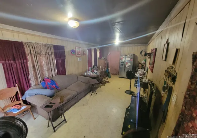 Photo 3 of Single family home for sale at 1731 Dawson, San Antonio, TX 78202 | MLS# 1889217 | Listing updated on 2026-02-05