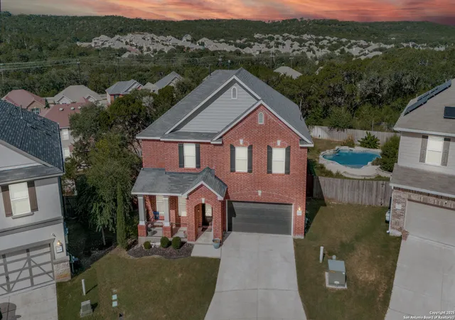 Homes for sale in Helotes, TX | 11330 Hill Top Bnd, Helotes, TX 78023 | MLS# 1889263