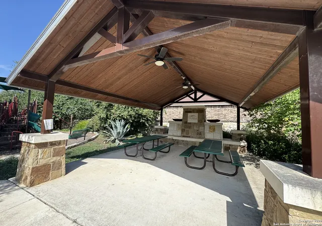 Homes for sale in Helotes, TX | 11330 Hill Top Bnd, Helotes, TX 78023 | MLS# 1889263