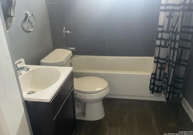 Photo 3 of House for sale at 519 Hammond, San Antonio, TX 78210 | MLS# 1889310 | Listing updated on 2026-01-17