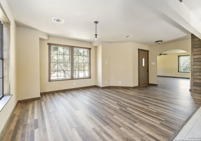 Photo 4 of Single family home for sale at 1260 Comanche, Bandera, TX 78003 | MLS# 1889366 | Listing updated on 2026-04-29