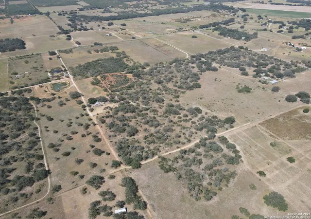 4th image of 225 Pratt, Poteet, TX 78065 | MLS# 1889436