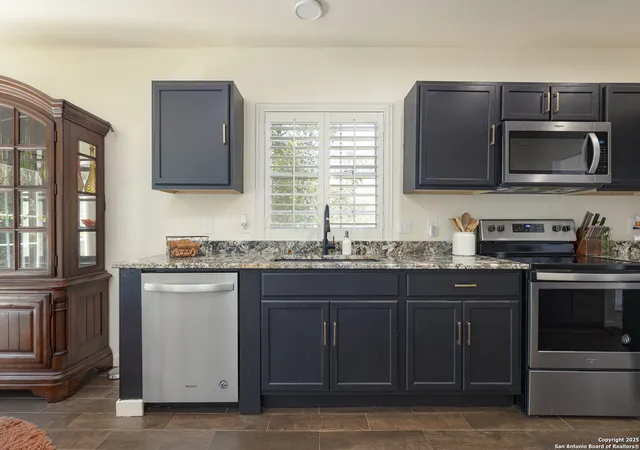 4th image of 922 Hedgestone Dr, San Antonio, TX 78258 | MLS# 1889459