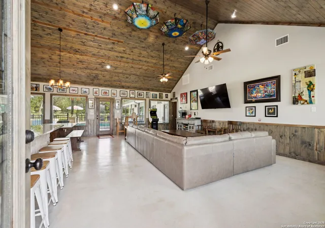 4th image of 49 Mountain Valley Dr, Concan, TX 78838 | MLS# 1889461