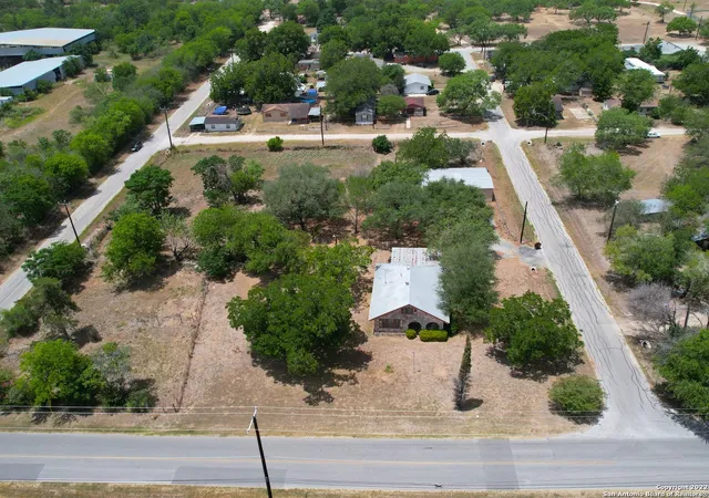 4th image of 16707 Old Corpus Christi, Elmendorf, TX 78112 | MLS# 1889484