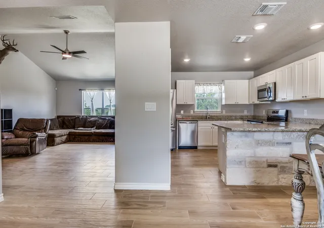 2nd image of 1126 Southline, Spring Branch, TX 78070 | MLS# 1889540