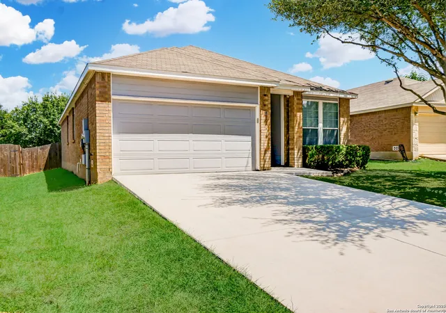 Photo 3 of Single family home for sale at 911 Rustic Light, San Antonio, TX 78260 | MLS# 1889547 | Listing updated on 2025-09-12