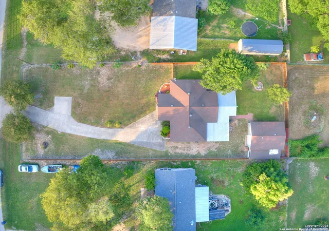 4th image of 435 Woodcreek, Mc Queeney, TX 78123 | MLS# 1889588