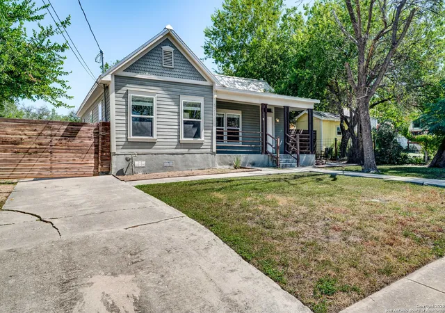 Photo 3 of Single family home for sale at 521 Dawson, San Antonio, TX 78202 | MLS# 1889740 | Listing updated on 2025-09-04