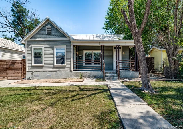 Photo 4 of Single family home for sale at 521 Dawson, San Antonio, TX 78202 | MLS# 1889740 | Listing updated on 2025-09-04