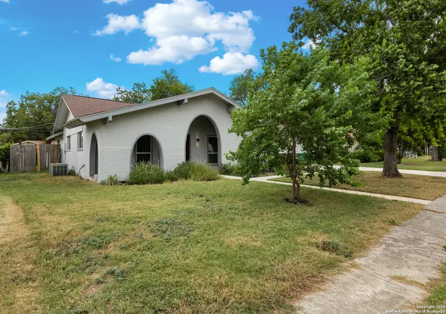 Photo 2 of Sale Pending at 7406 Westville, San Antonio, TX 78227 | MLS# 1889741 | Listing updated on 2025-09-22