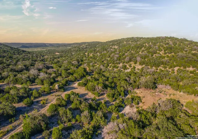 Photo 3 of House for sale at Tbd Mailtrail Rd, Rocksprings, TX 78880 | MLS# 1889849 | Listing updated on 2025-08-15