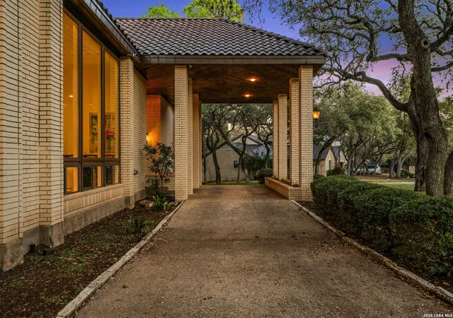 Photo 2 of Sale Pending at 12514 Elm Manor, San Antonio, TX 78230 | MLS# 1889914 | Listing updated on 2026-04-28