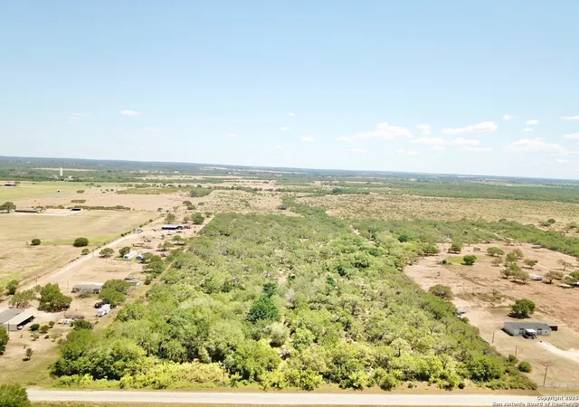 3rd image of 5440 Tabberer, Poteet, TX 78065 | MLS# 1889967
