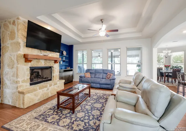 Photo 3 of Single family home for sale at 271 Strasbourg, Castroville, TX 78009 | MLS# 1890045 | Listing updated on 2025-11-10