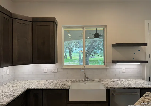 5th image of 692 County Road 320, Floresville, TX 78114 | MLS# 1890120