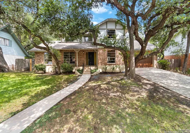 Photo 1 of Sale Pending at 3039 Nantucket, San Antonio, TX 78230 | MLS# 1890171 | Listing updated on 2025-09-13
