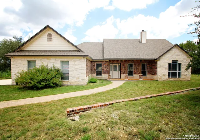 4th image of 154 N Stallion Estates, Spring Branch, TX 78070 | MLS# 1890221