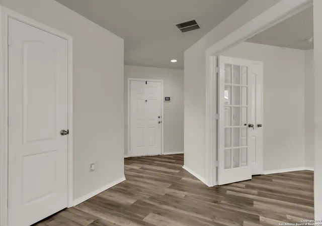 Photo 3 of Sale Pending at 9642 Pleasanton Pl, San Antonio, TX 78221 | MLS# 1890244 | Listing updated on 2025-12-12