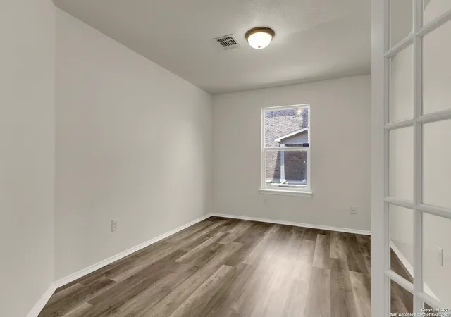 Photo 4 of Sale Pending at 9642 Pleasanton Pl, San Antonio, TX 78221 | MLS# 1890244 | Listing updated on 2025-12-12