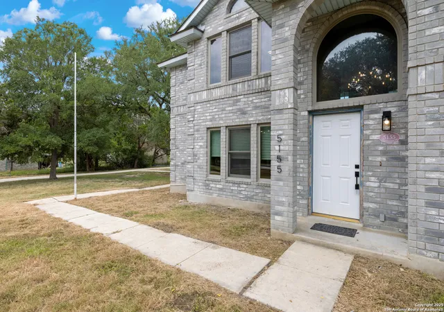 Photo 4 of Single family home for sale at 5155 Eagle Claw, Bulverde, TX 78163 | MLS# 1890279 | Listing updated on 2025-10-18