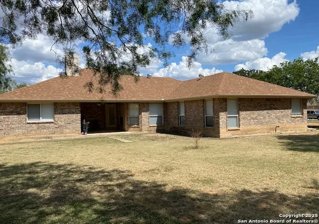 3rd image of 220 S Wind, Lytle, TX 78052 | MLS# 1890289