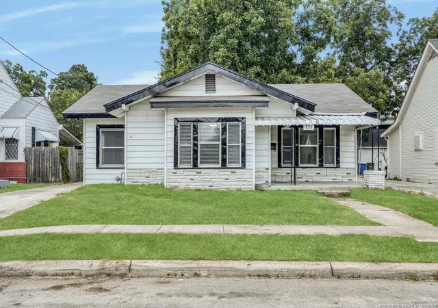 Photo 1 of Sale Pending at 111 Huff, San Antonio, TX 78214 | MLS# 1890304 | Listing updated on 2026-05-09