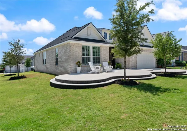 Photo 2 of Single family home for sale at 309 Singing Sumac Way, San Marcos, TX 78666 | MLS# 1890311 | Listing updated on 2025-10-10