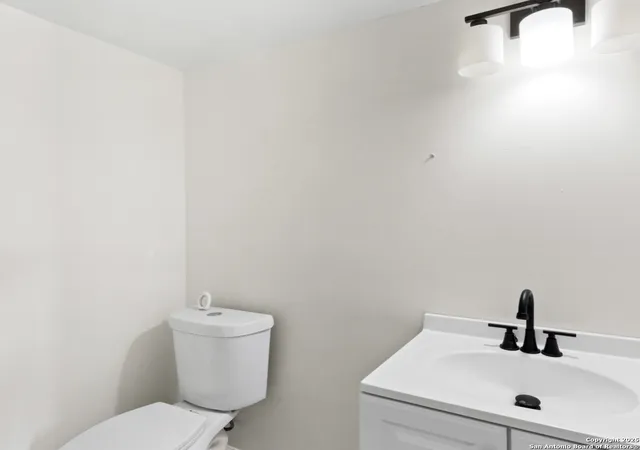 5th image of 7810 Hobble, San Antonio, TX 78227 | MLS# 1890313