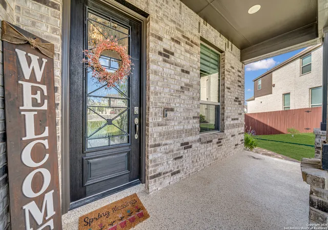 Photo 3 of Sale Pending at 11109 Molly Run, San Antonio, TX 78254 | MLS# 1890317 | Listing updated on 2025-10-06