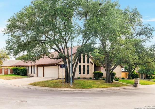 Photo 3 of Sale Pending at 6326 Mallard Point, Windcrest, TX 78239 | MLS# 1890349 | Listing updated on 2026-05-09