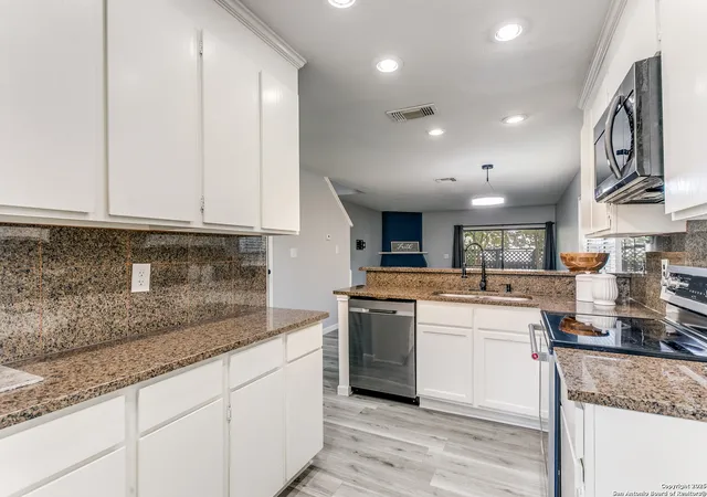 4th image of 11815 Vance Jackson Rd #1606, San Antonio, TX 78230 | MLS# 1890359