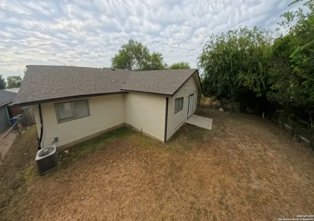 23rd image of 9507 Quicksilver Dr, San Antonio, TX 78245 | MLS# 1890410