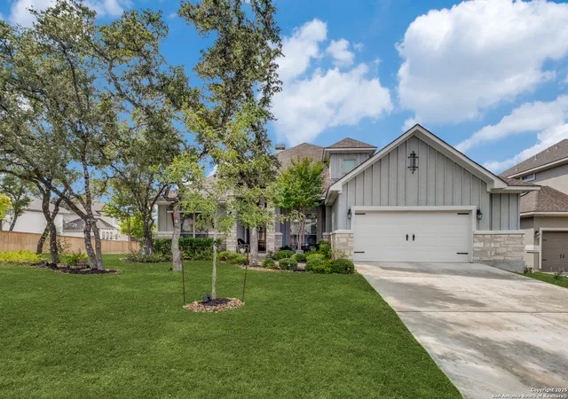 Photo 2 of Sale Pending at 29003 Pfeiffers Gate, Boerne, TX 78015 | MLS# 1890484 | Listing updated on 2025-08-23