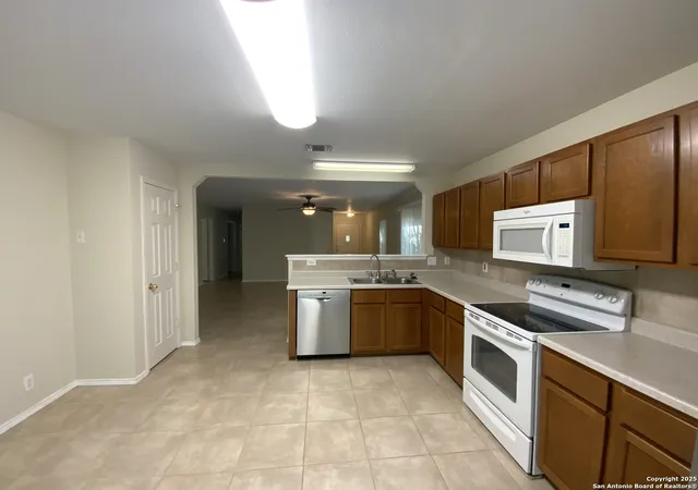 Photo 4 of Sale Pending at 6238 Cypress Rose, San Antonio, TX 78240 | MLS# 1890488 | Listing updated on 2025-08-21