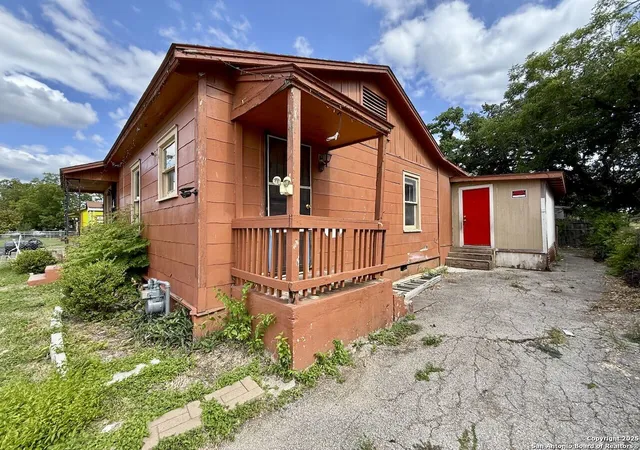 3rd image of 226 Burke, San Antonio, TX 78225 | MLS# 1890492