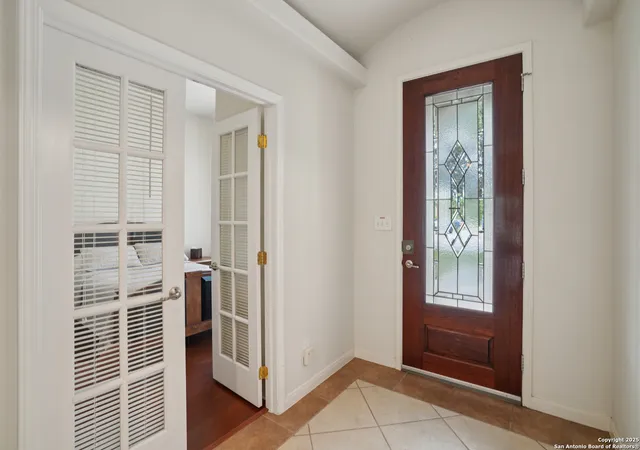 Photo 3 of Sale Pending at 1519 Larkspur, San Antonio, TX 78213 | MLS# 1890494 | Listing updated on 2025-10-25