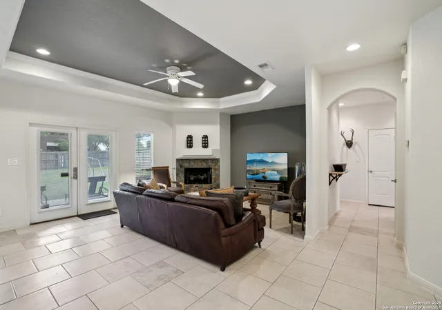 Photo 3 of Sale Pending at 1519 Larkspur, San Antonio, TX 78213 | MLS# 1890494 | Listing updated on 2025-10-25