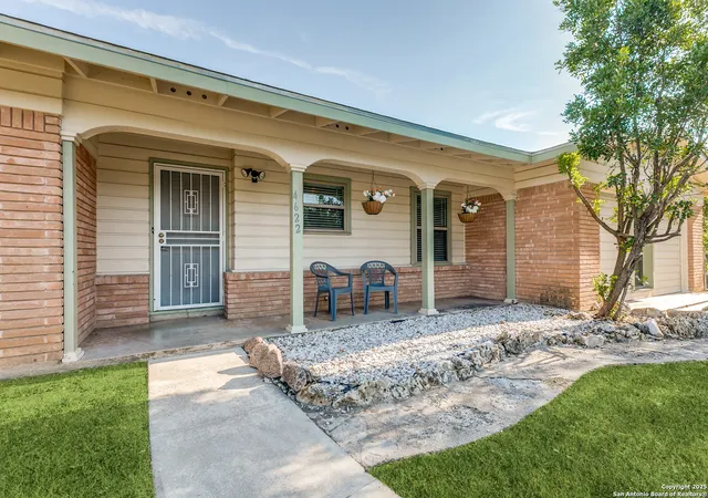 Photo 3 of Sale Pending at 4622 Hollyridge, San Antonio, TX 78228 | MLS# 1890513 | Listing updated on 2025-09-13