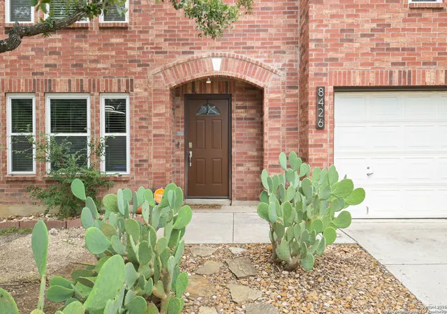 Photo 2 of Single family home for sale at 8426 Cross Spg, San Antonio, TX 78251 | MLS# 1890574 | Listing updated on 2025-09-29